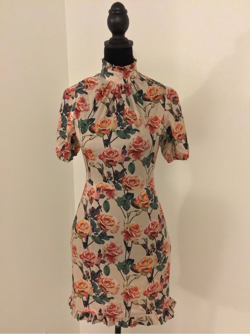 PRETTYLITTLETHING Women’s Floral High-Neck Cocktail Dress with Ruffles, size 0